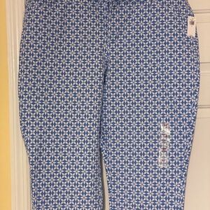 NWT - OLD NAVY Ankle Pants - Size 20